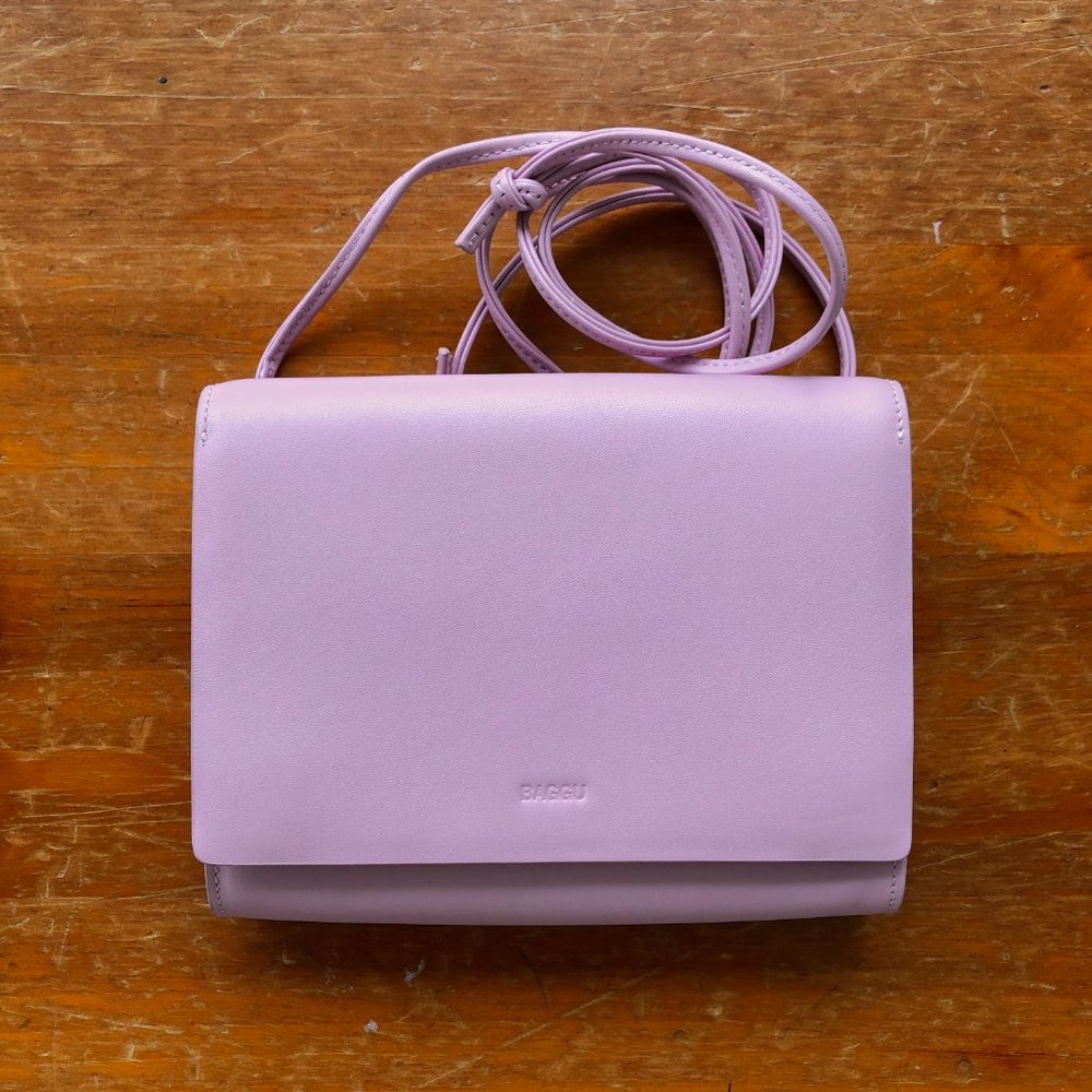 BAGGU Compact Leather Crossbody LILAC (RARE)